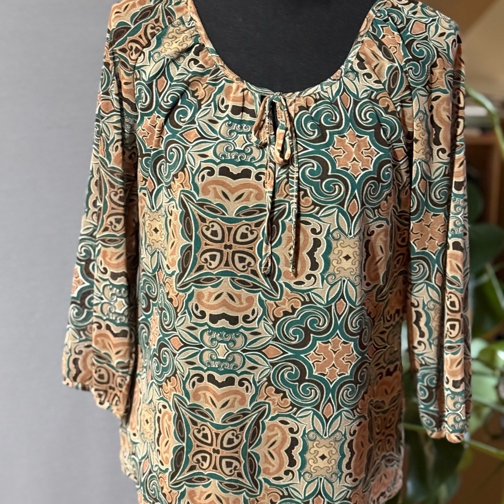 Croft & Barrow Geometric Green and Tan Blouse